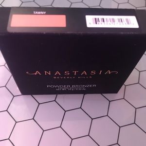 Anastasia bronzer TAWNY